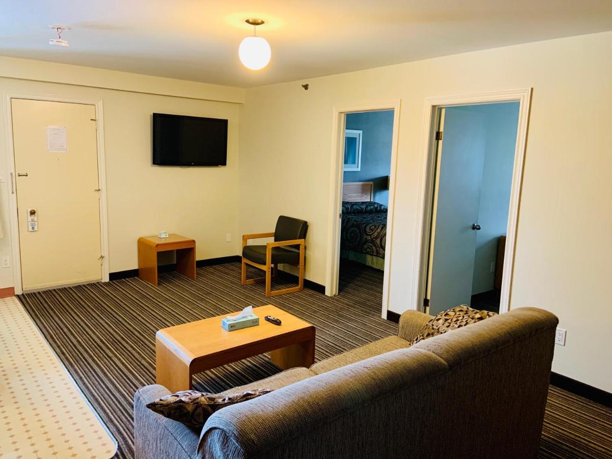 Green Acres Motel Μισισάουγκα Εξωτερικό φωτογραφία